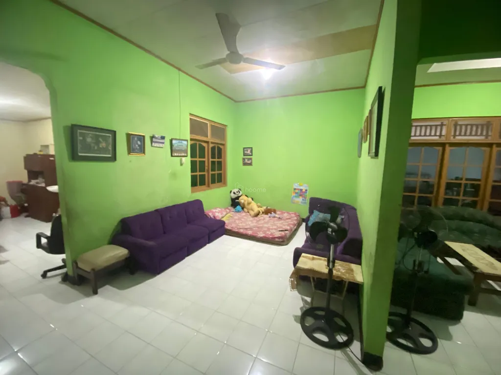 Simbol Kenyamanan di Jantung Jatimakmur: Rumah Klasik Terawat 386m² – Kanvas Sempurna untuk Investasi & Hunian Masa Depan