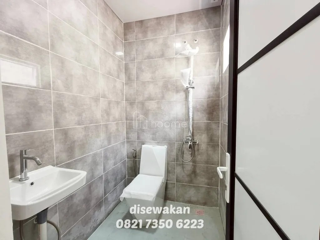 Sewakan Rumah Baru 4 Kamar di Golden BCI Residence