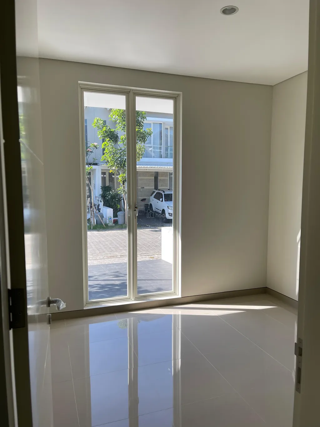 Sewa Rumah 3KT Baru Gress The Green lake Citraland dekat Pakuwon