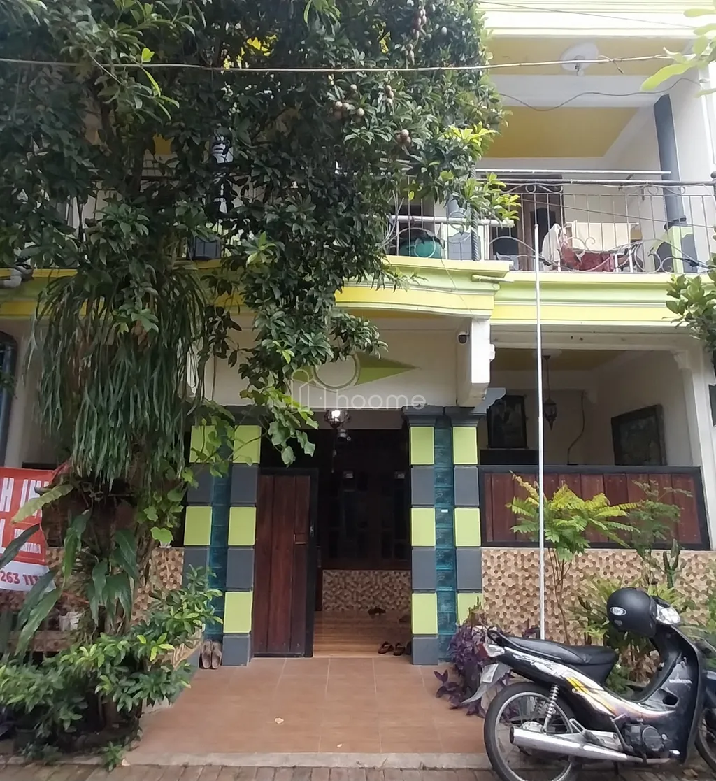 Jual Rumah 3 lantai di Kota Pasuruan