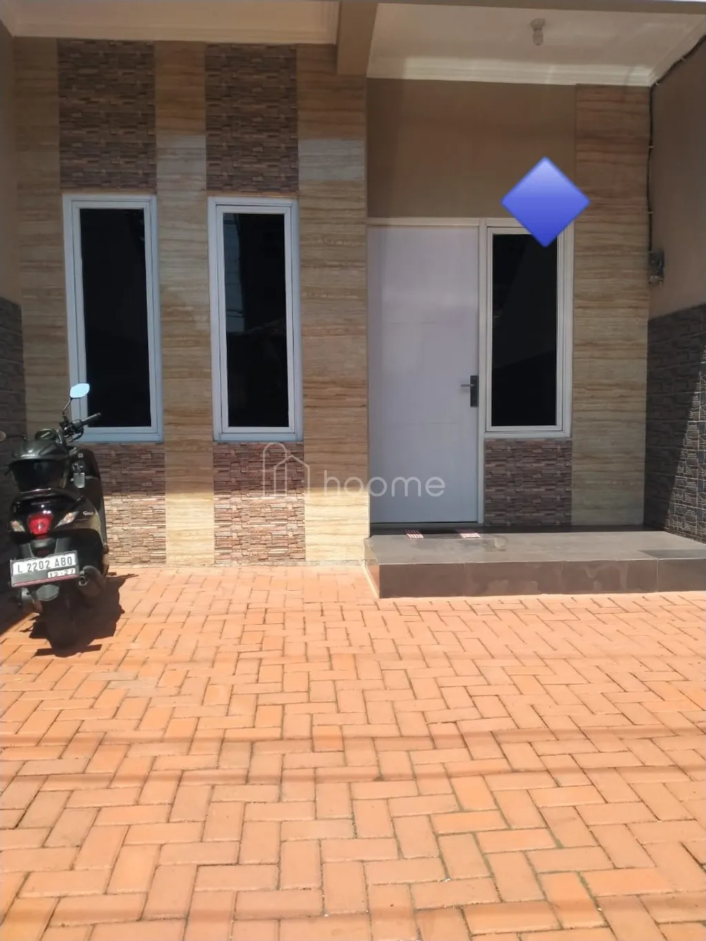 Jual Murah SHM 2 lantai Lebak Arum 3KT, Dekat Kenjeran, Pakuwon City, Karangmenjangan