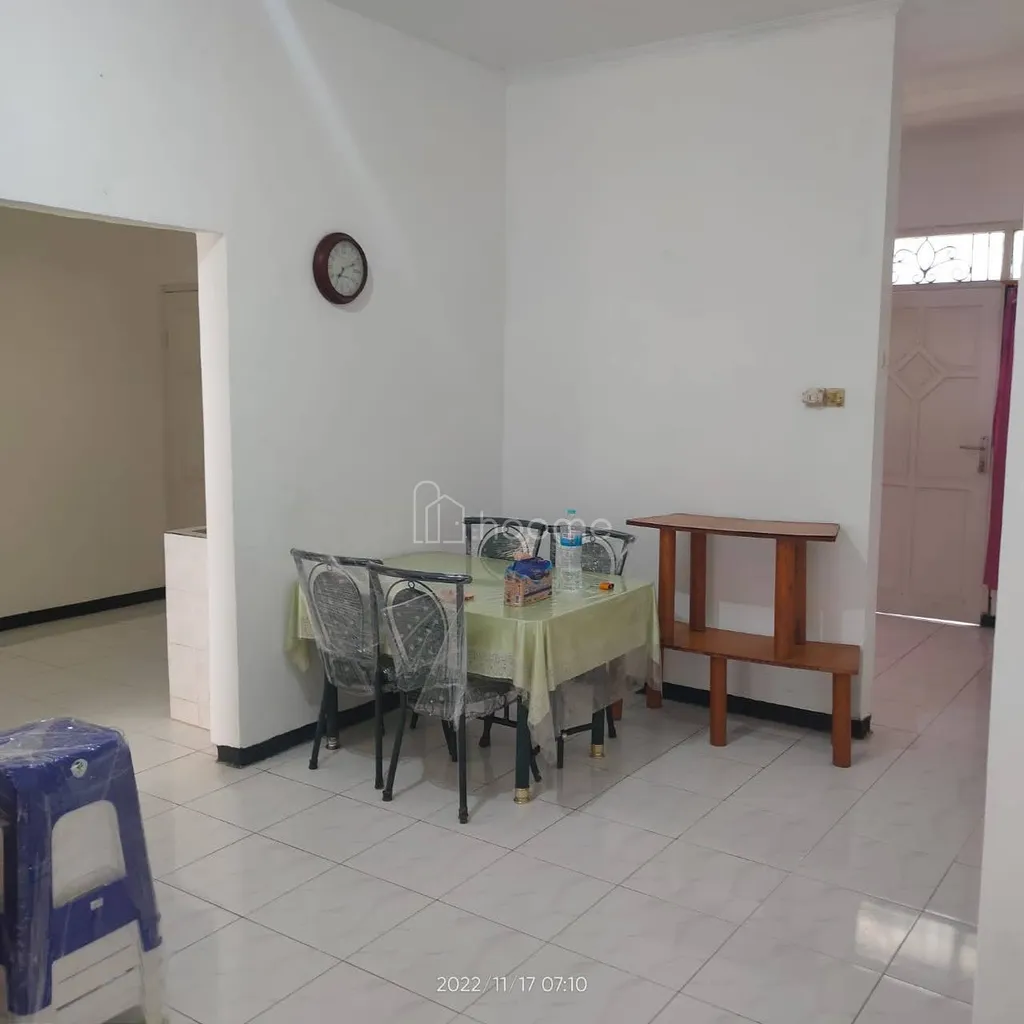 Sewa Jual Rumah 3KT SHM Lebak Indah 2 Lt dekat Kenjeran, Pakuwon city