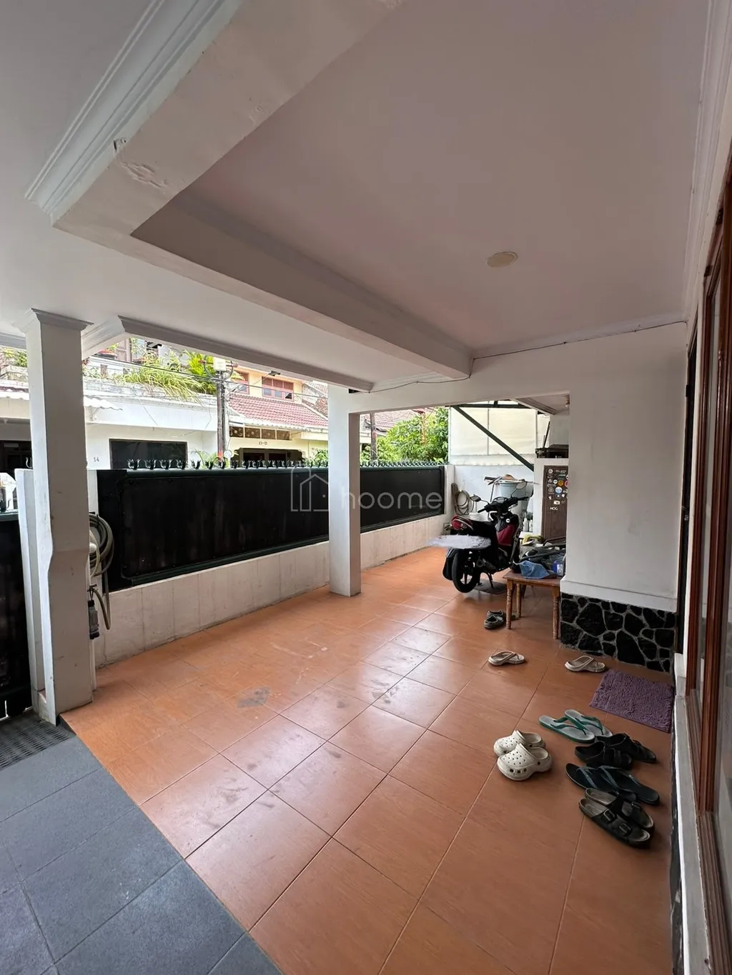 Dijual Rumah Ciledug - Perbatasan Jakarta Selatan (Full Furnished)