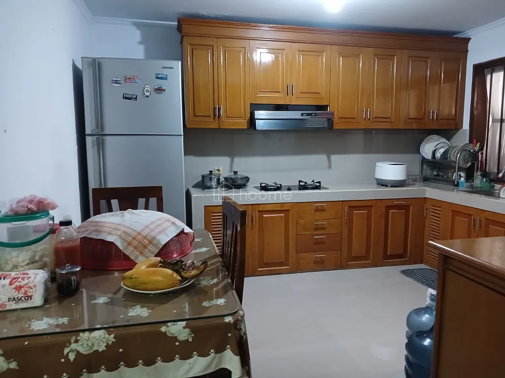 Dijual Rumah Ciledug - Perbatasan Jakarta Selatan (Full Furnished)