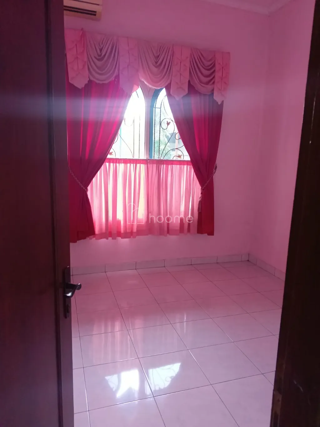 JUAL RUMAH SIAP HUNI DI PEDURUNGAN LOR SEMARANG TIMUR 
