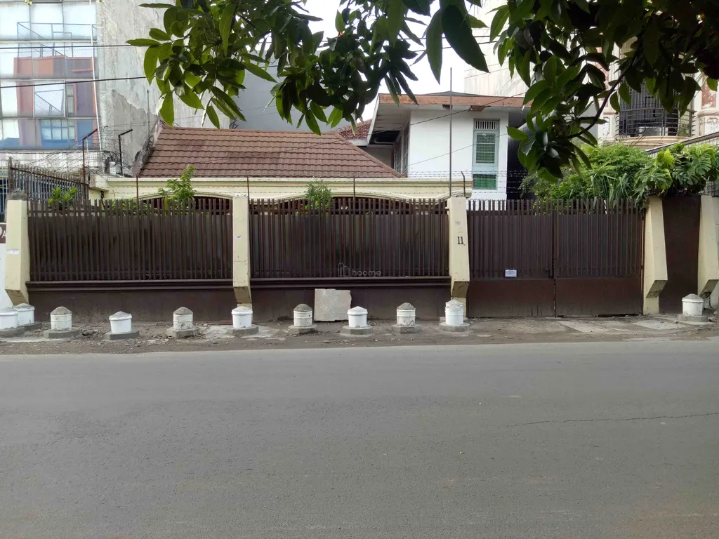 Lokasi Sangat Strategis Roxy Cideng