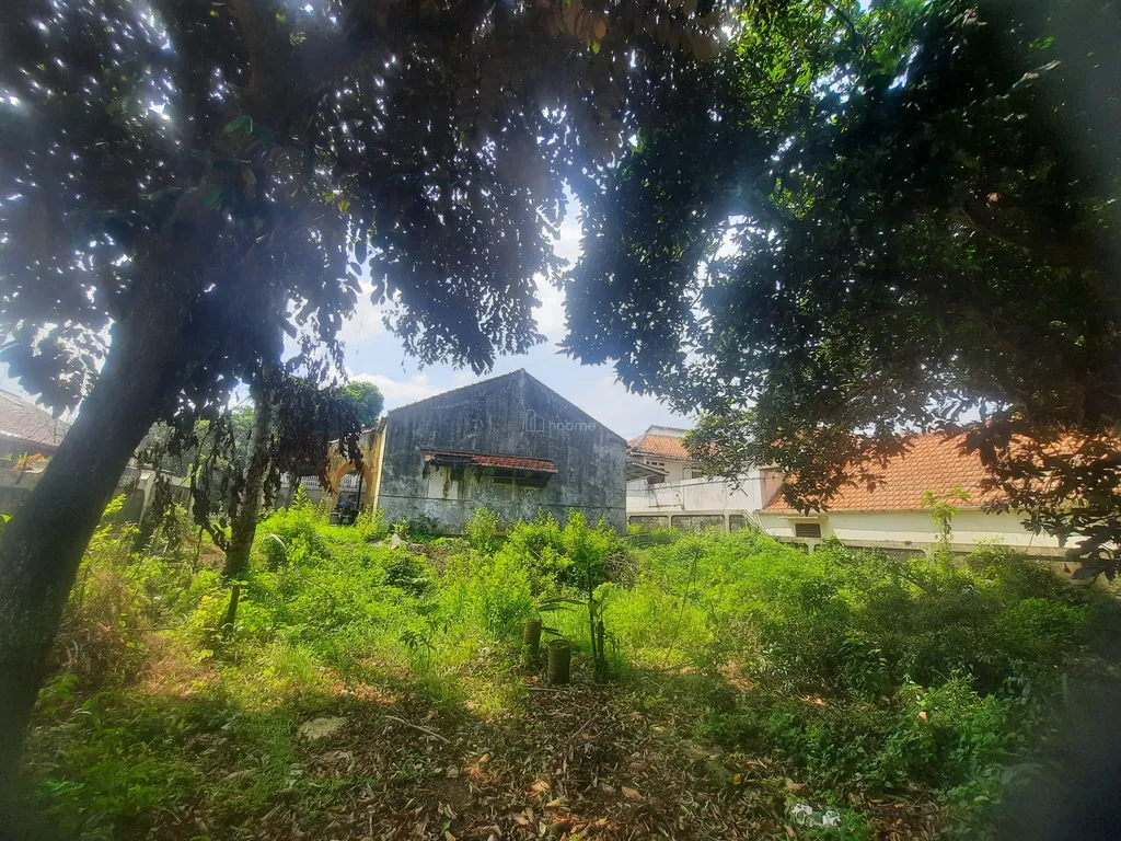 FOR SALE BANGUN + TANAH STRATEGIS