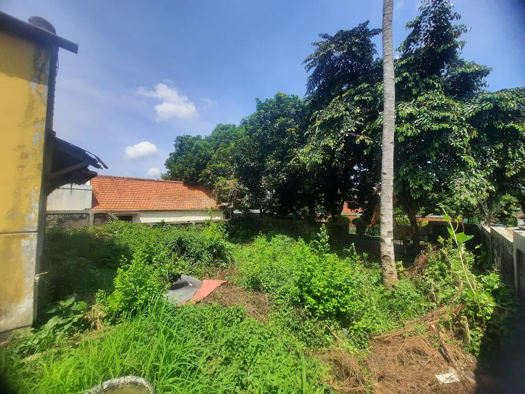 FOR SALE BANGUN + TANAH STRATEGIS