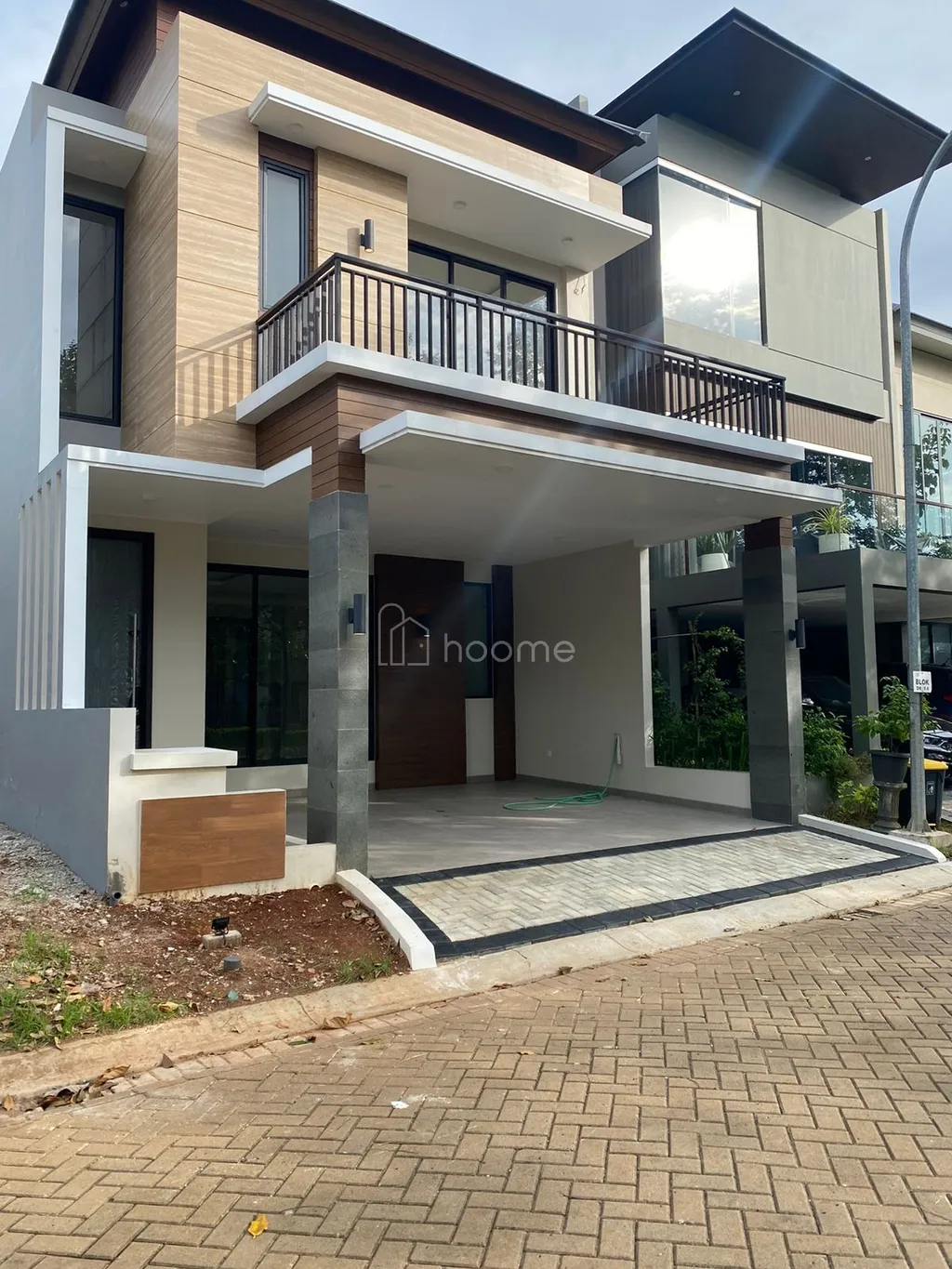 DI JUAL RUMAH DISCOVERY AMORE / +62 815-1372-9990