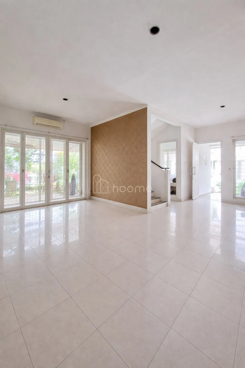 Rumah di sewakan di Bintaro sektor 9 Perumahan Emerald View