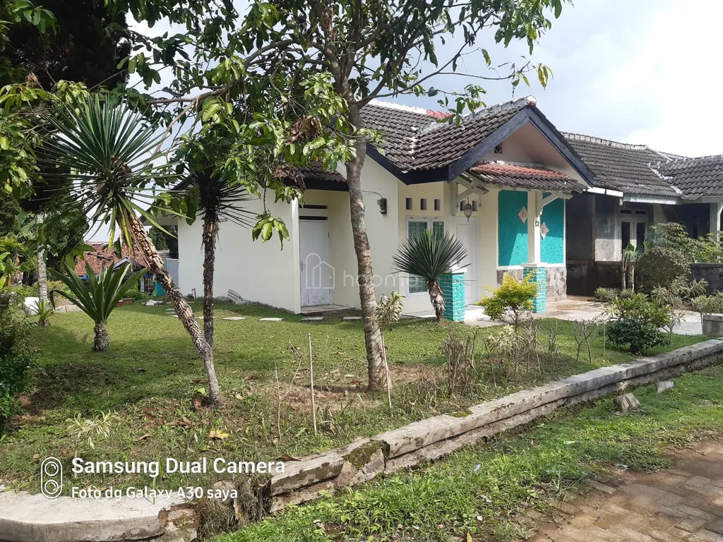 DIJUAL SEBUAH RUMAH VILA DI CIANJUR. UDARA SEJUK GUNUNG PANGRANGO/GUNUNG GEDE