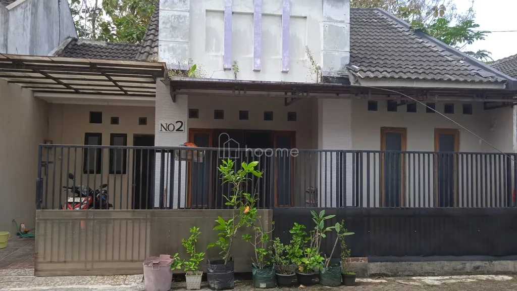 Dijual rumah di tengah kota Salatiga, dekat Luwes Swalayan — foto 1 dari 4