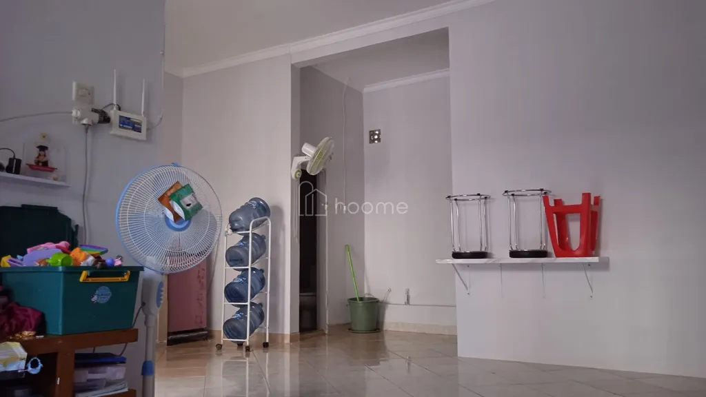 Dijual rumah di tengah kota Salatiga, dekat Luwes Swalayan — foto 3 dari 4