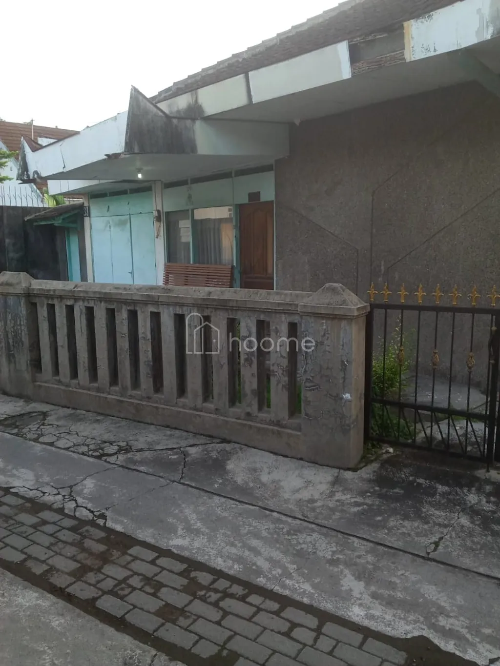 DIJUAL TANAH DAN RUMAH SECOND STRATEGIS DI TENGAH KOTA SOLO