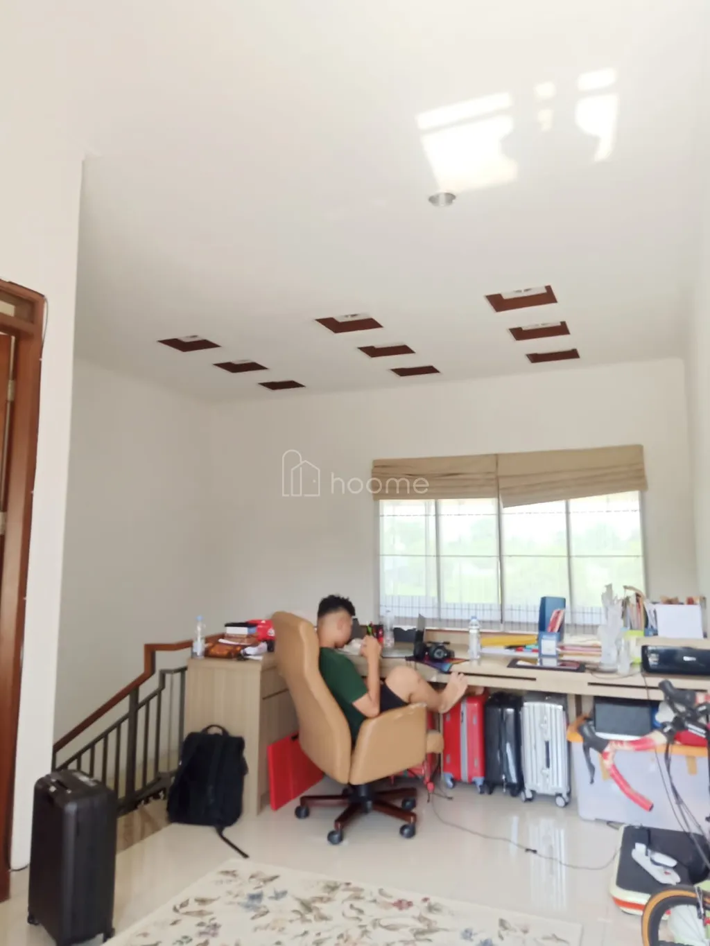 Rumah Batununggal Indah Luas 162 Dua Lantai