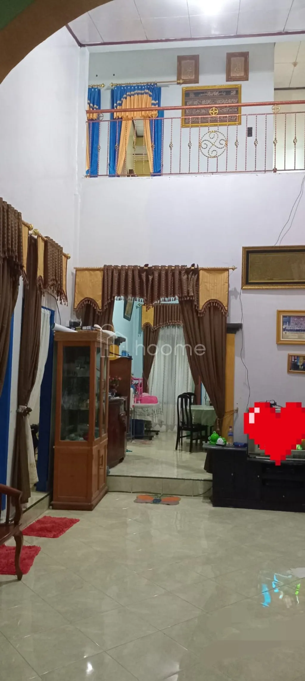 Rumah 2 Lantai Halaman Luas