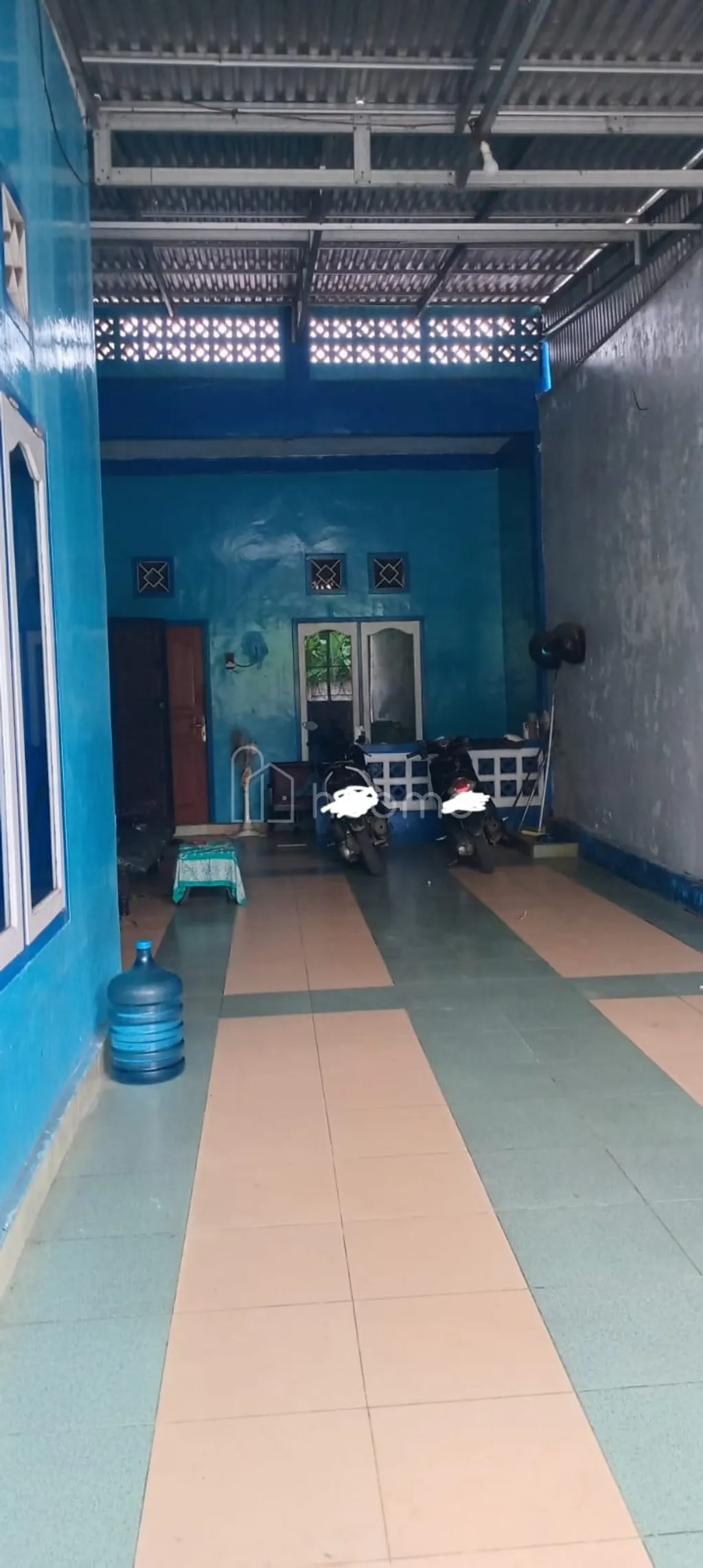 Rumah 2 Lantai Halaman Luas — foto 1 dari 5