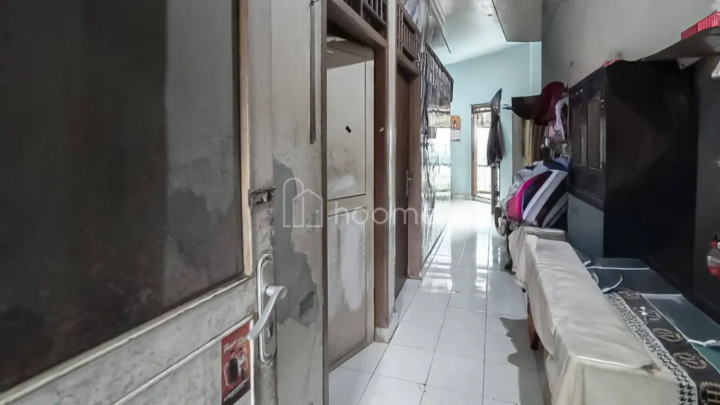 Dijual Rumah Dijual Rumah Daerah TB.Simatupang Jak-sel, SHM — foto 4 dari 4