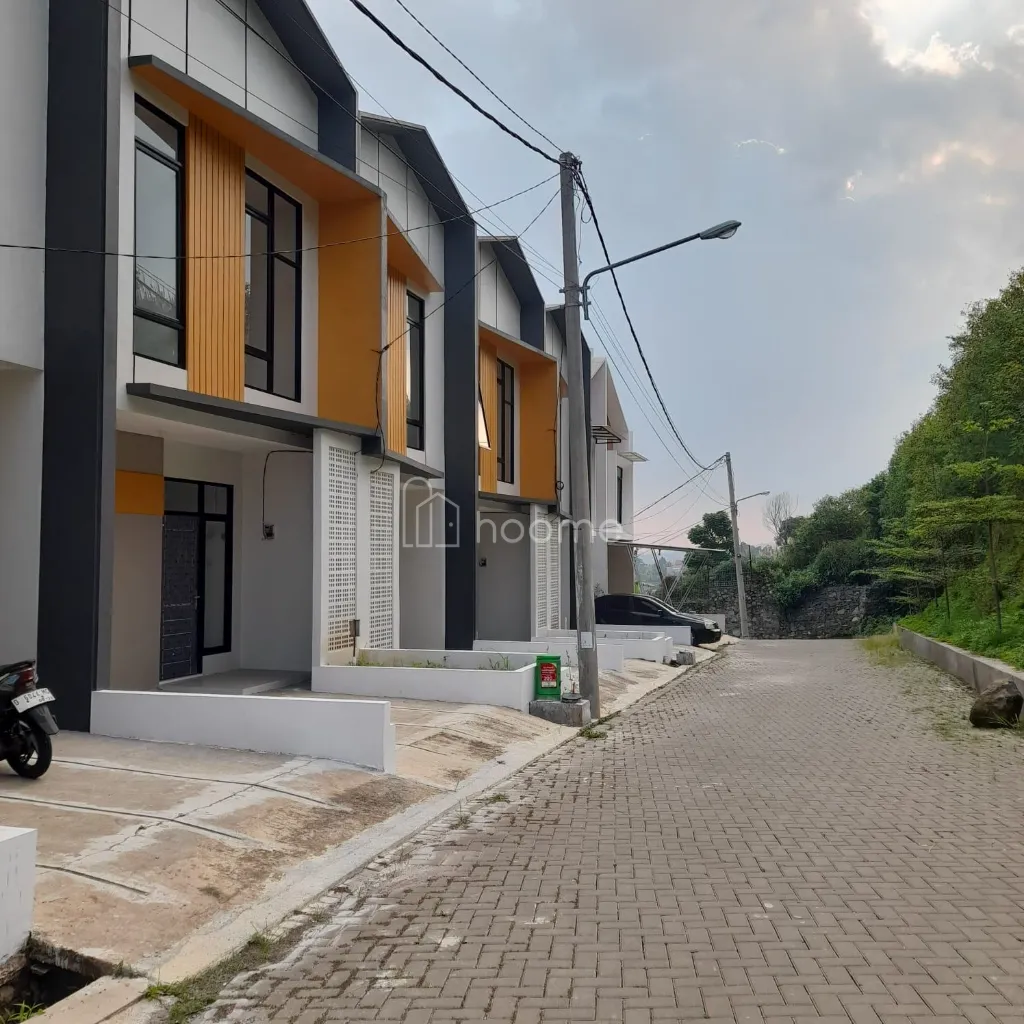 Dijual Rumah Rumah Modern Like Villa View Kota Bandung — foto 1 dari 3