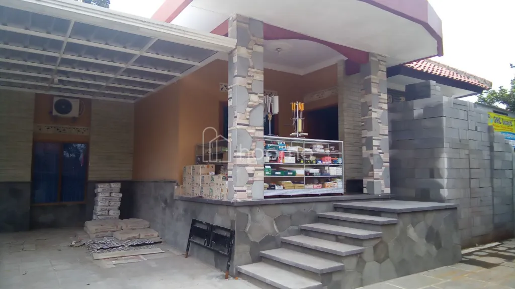 Dijual Rumah Rumah SHM Asri Super Luas & Usaha Toko Material — foto 3 dari 4