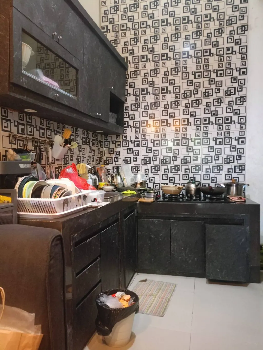 Dijual Rumah Dijual Rumah Rindang Strategis Jagakarsa SHM — foto 1 dari 4