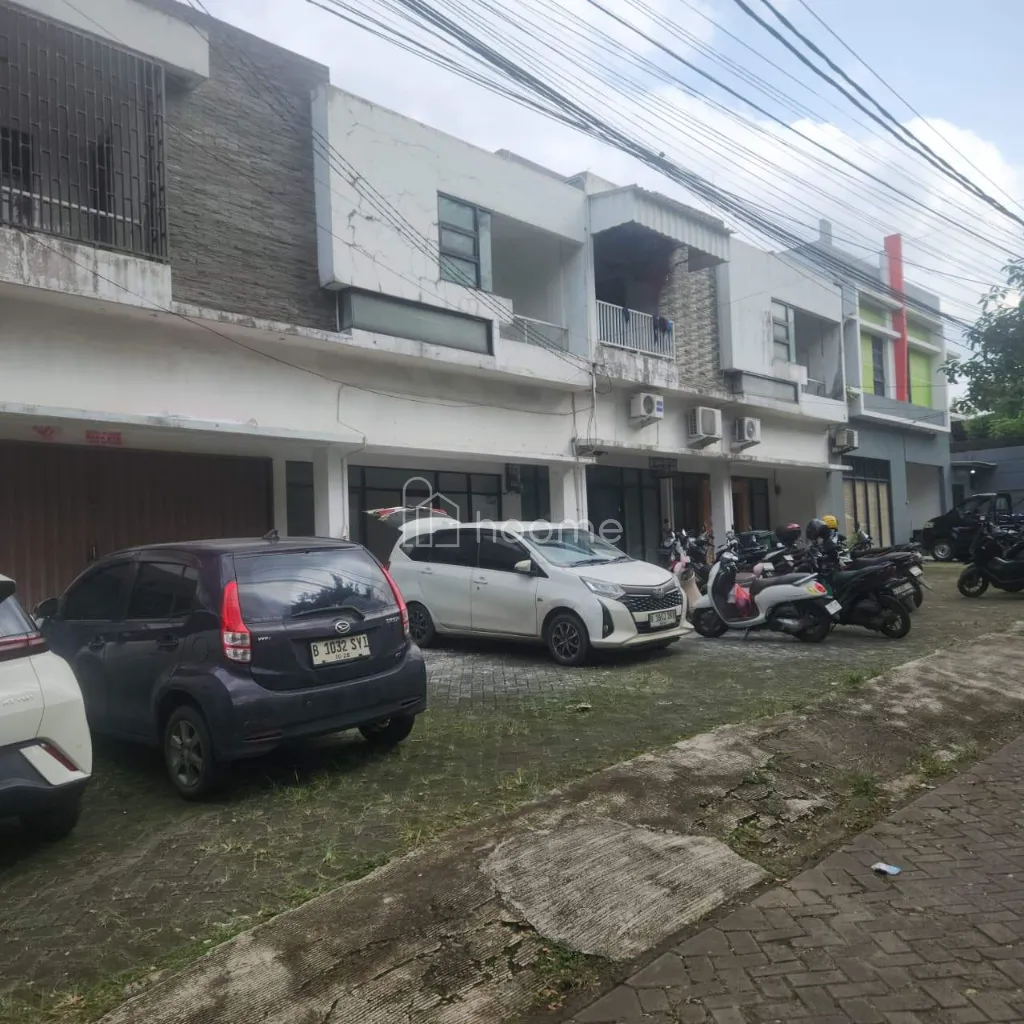 Disewa Ruko ruko 2 lantai di perumahan woodhill residence  — foto 3 dari 4