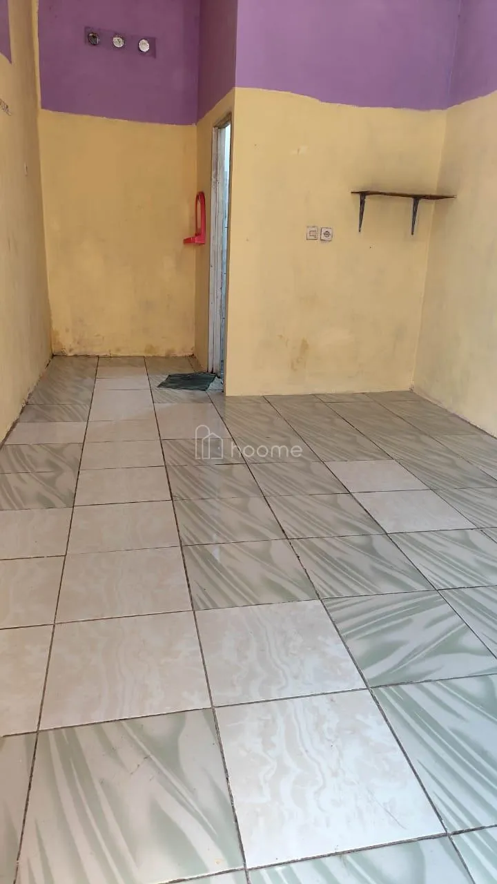 Dijual Rumah Petakan 3 Pintu Aktif Tersewa Semua — foto 1 dari 3
