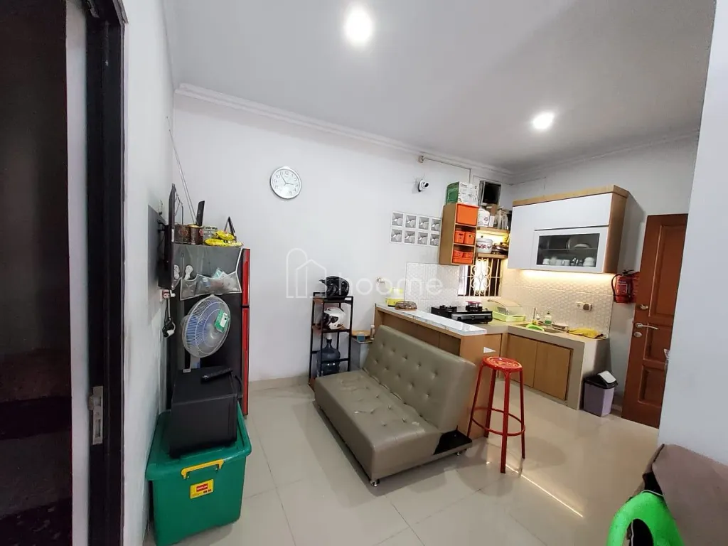Dijual Rumah Djual Town house 3 lt di Joglo, Jakarta Barat — foto 4 dari 4