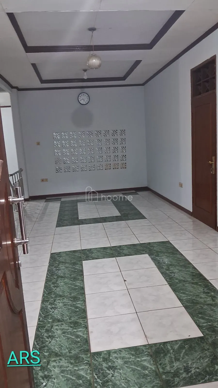 Disewa Rumah Rumah 2 lantai view belakang golf pondok indah — foto 3 dari 4