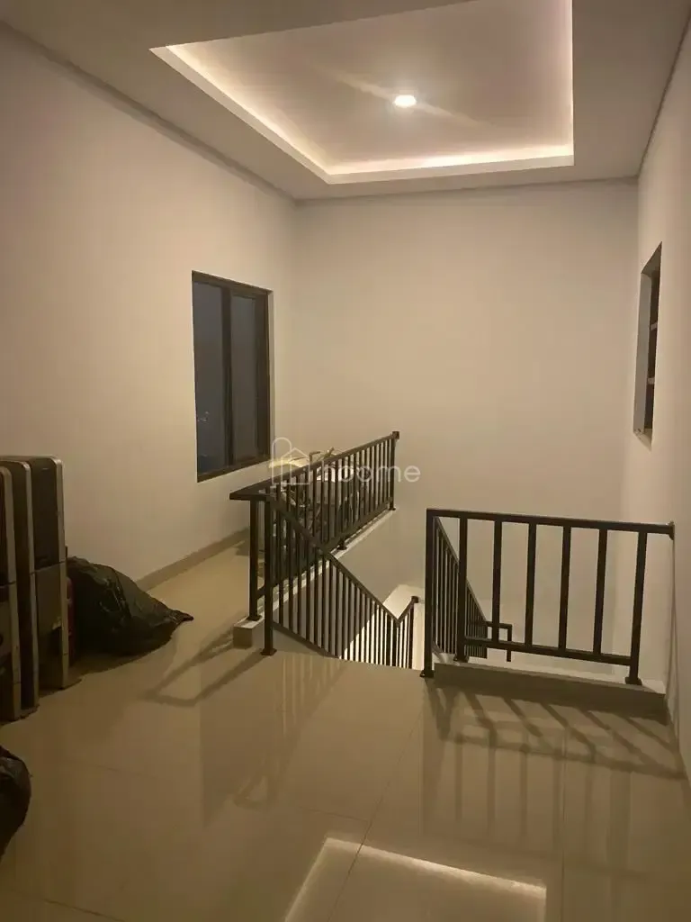 Dijual Rumah Rumah Minimalis 2 Lantai Jatiasih Anti Banjir — foto 4 dari 4