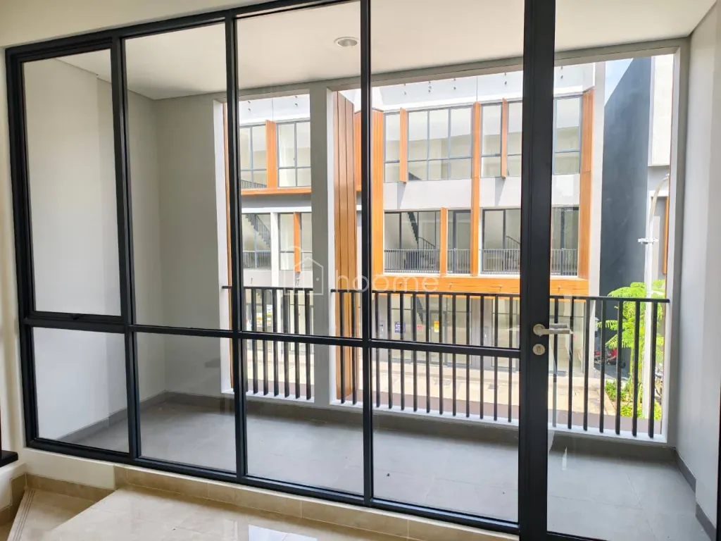 Dijual Ruko Djual Cepat Ruko Baru 3 lt,di Eastvara Mall BSD — foto 3 dari 4