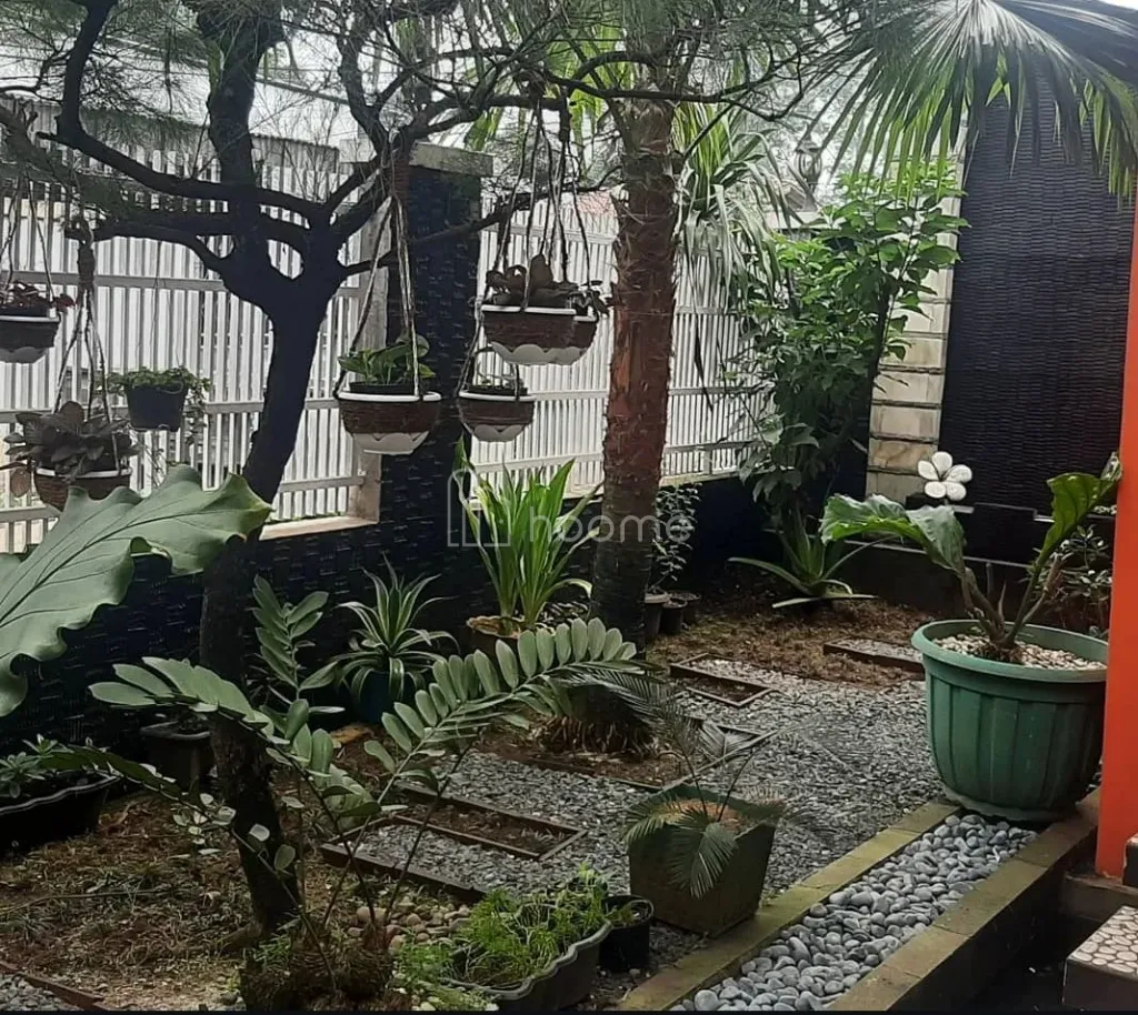 Dijual Rumah Dijual Cepat Rumah Modern 1 1/2 Lantai, SHM — foto 3 dari 4
