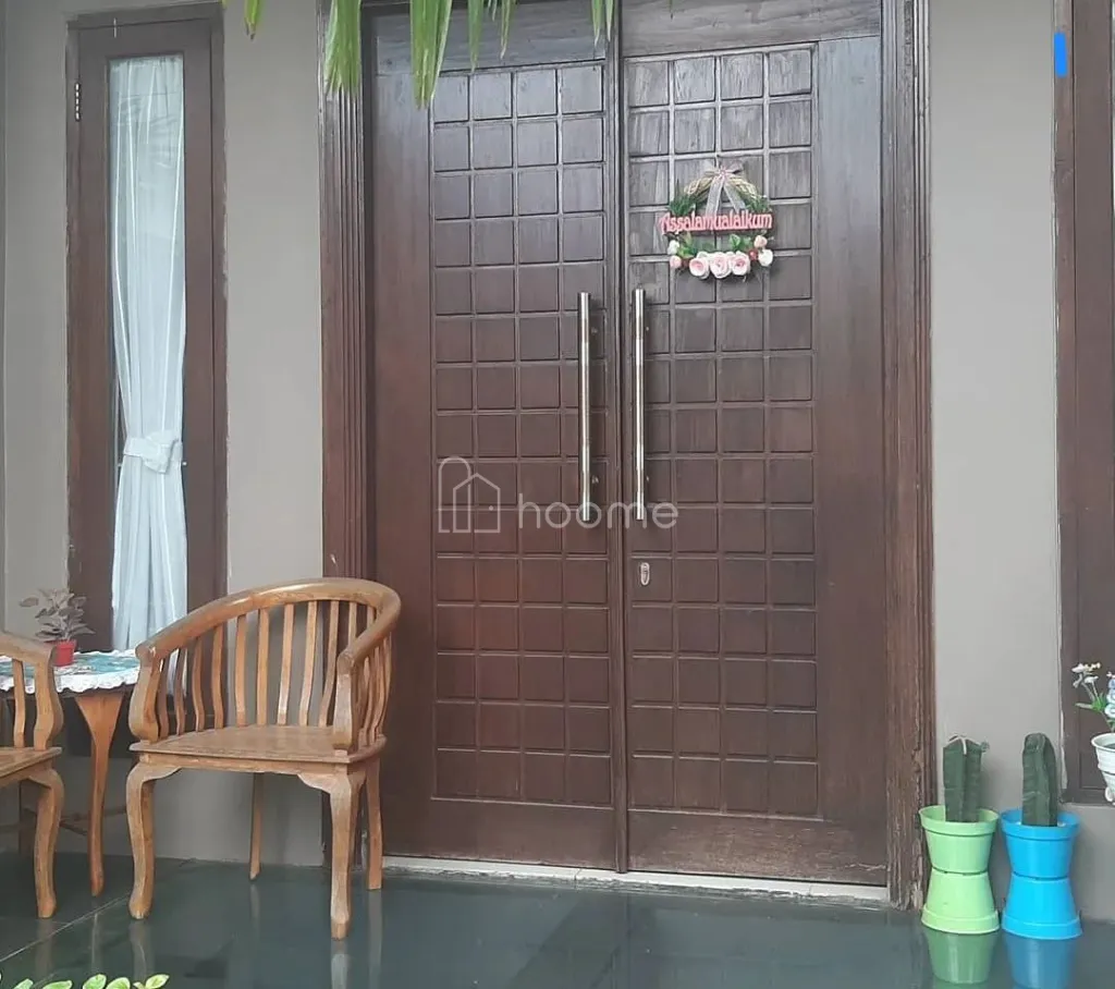Dijual Rumah DIJUAL RUMAH MODERN 2 LANTAI SIAP HUNI — foto 1 dari 4