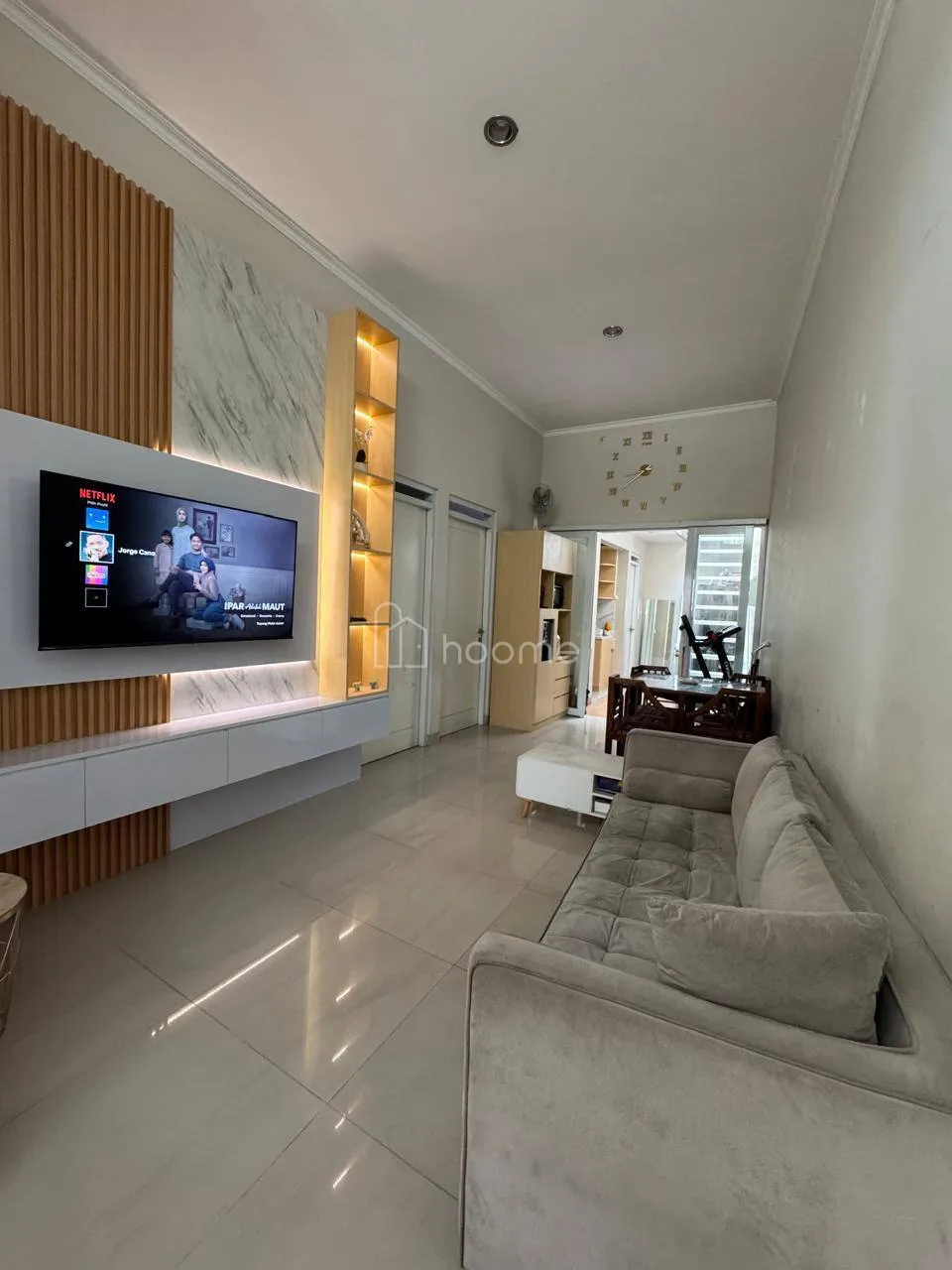 Dijual Rumah Lokasi Strategis jalan utama cigadung — foto 3 dari 4