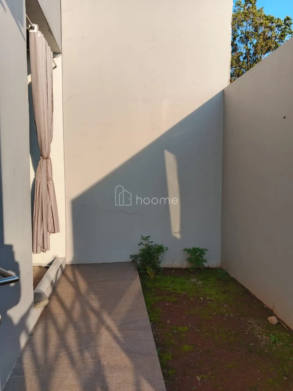 Dijual Rumah 2 Lantai LT 206 m² LB 110 m² | SHM | 3 KT 2 KM — foto 3 dari 4