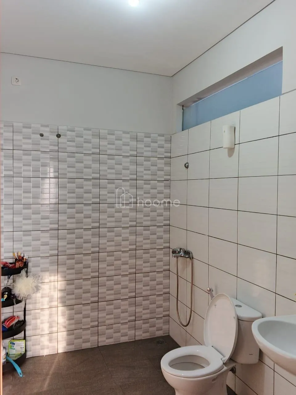 Dijual Rumah 2 Lantai LT 206 m² LB 110 m² | SHM | 3 KT 2 KM — foto 1 dari 4