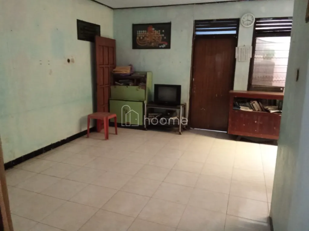 Dijual Rumah 2 Lantai Lembah Hijau Tengah Kota, Dekat AKMIL — foto 4 dari 4