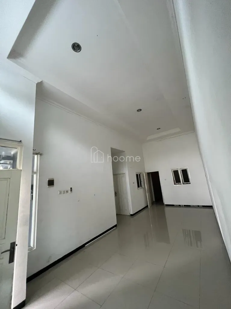 Disewa Rumah Bebas Banjir Harga Terbaik di Semarang — foto 1 dari 4