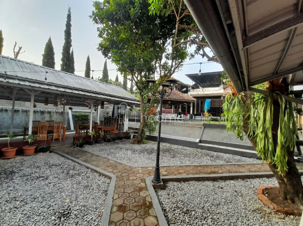 Dijual Rumah Properti Premium 1.400m² Jl. Permana Timur SHM — foto 1 dari 4