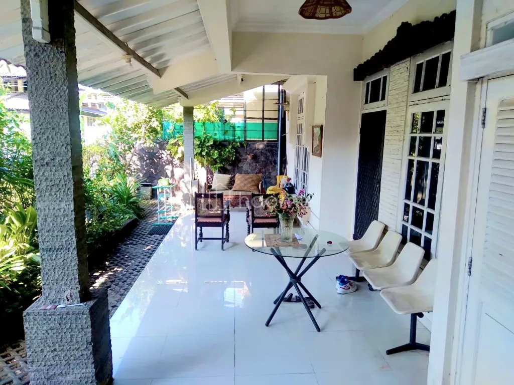 Dijual Rumah Siap Huni di Manyar Indah – Asri - Jalan Lebar  — foto 4 dari 4
