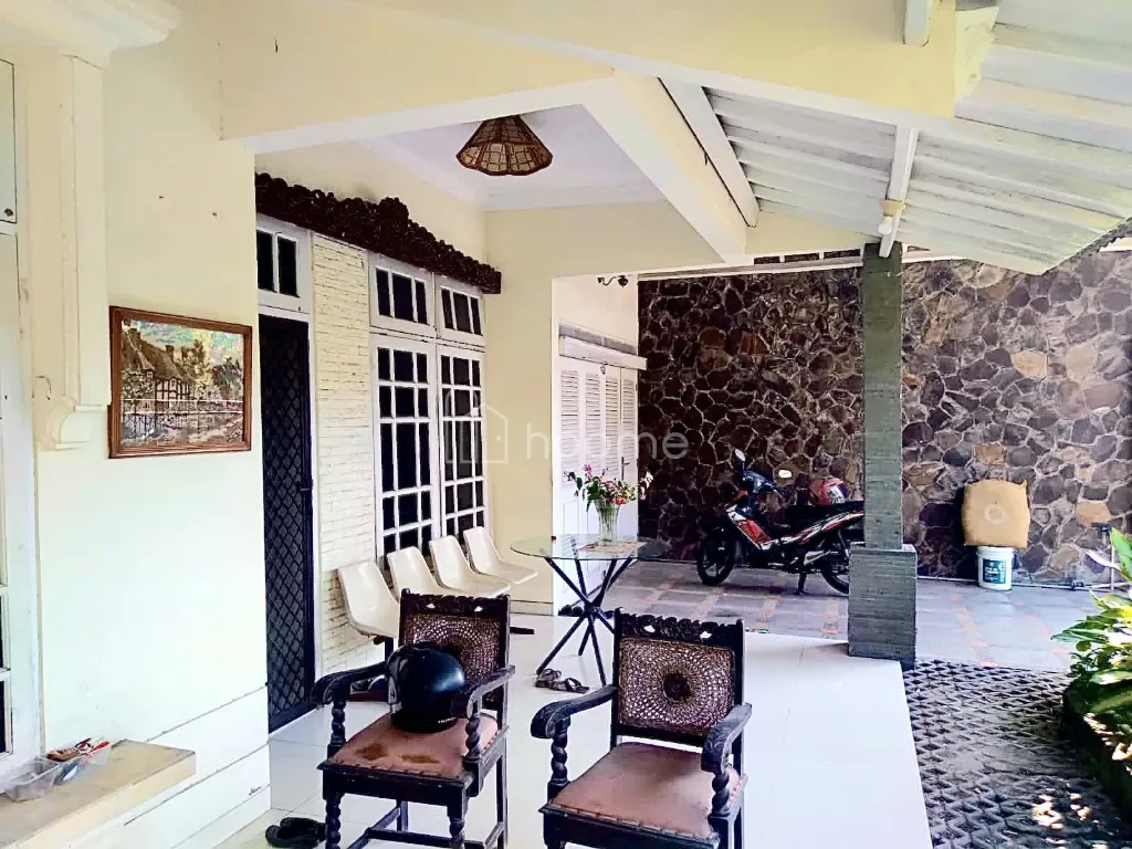 Dijual Rumah Siap Huni di Manyar Indah – Asri - Jalan Lebar  — foto 3 dari 4
