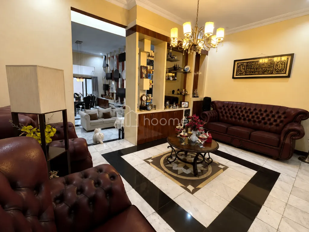Dijual Rumah 2 Lantai Furnished Siap Huni di Jatiwaringin Asri — foto 3 dari 4