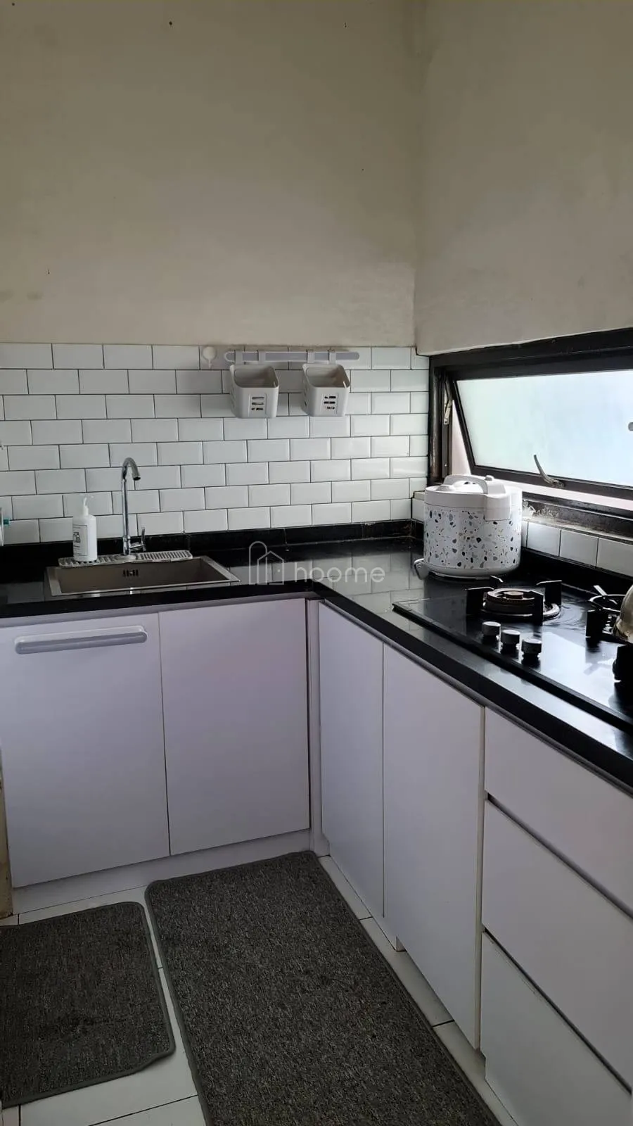 Dijual Rumah Dijual Rumah River Garden Galuh Mas Karawang SHM — foto 1 dari 4