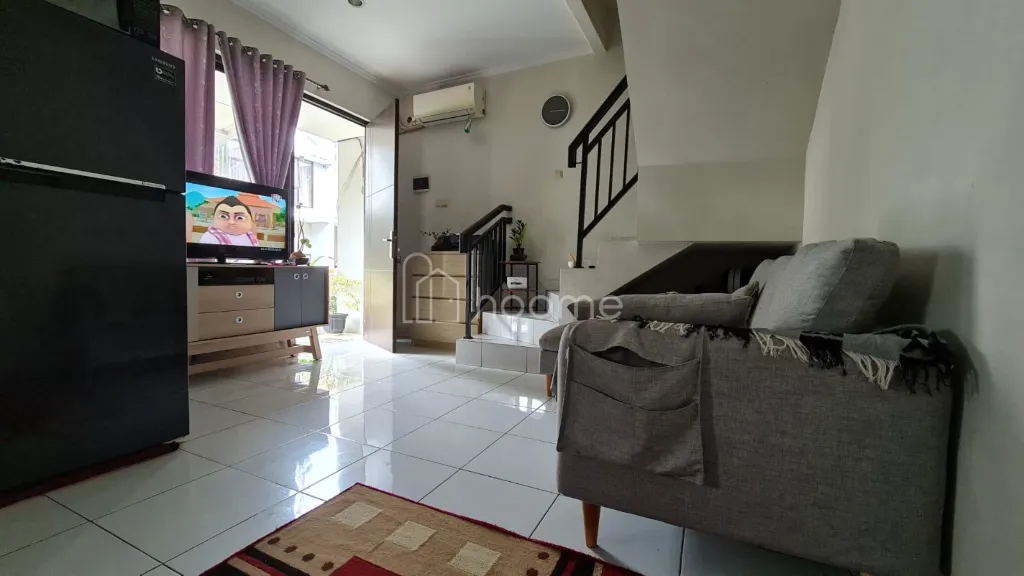 Dijual Rumah Dijual Rumah River Garden Galuh Mas Karawang SHM — foto 3 dari 4
