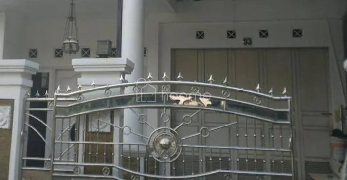 Dijual Rumah Dijual Rumah 2 Lantai perumnas 3 Karawaci, SHM — foto 3 dari 3