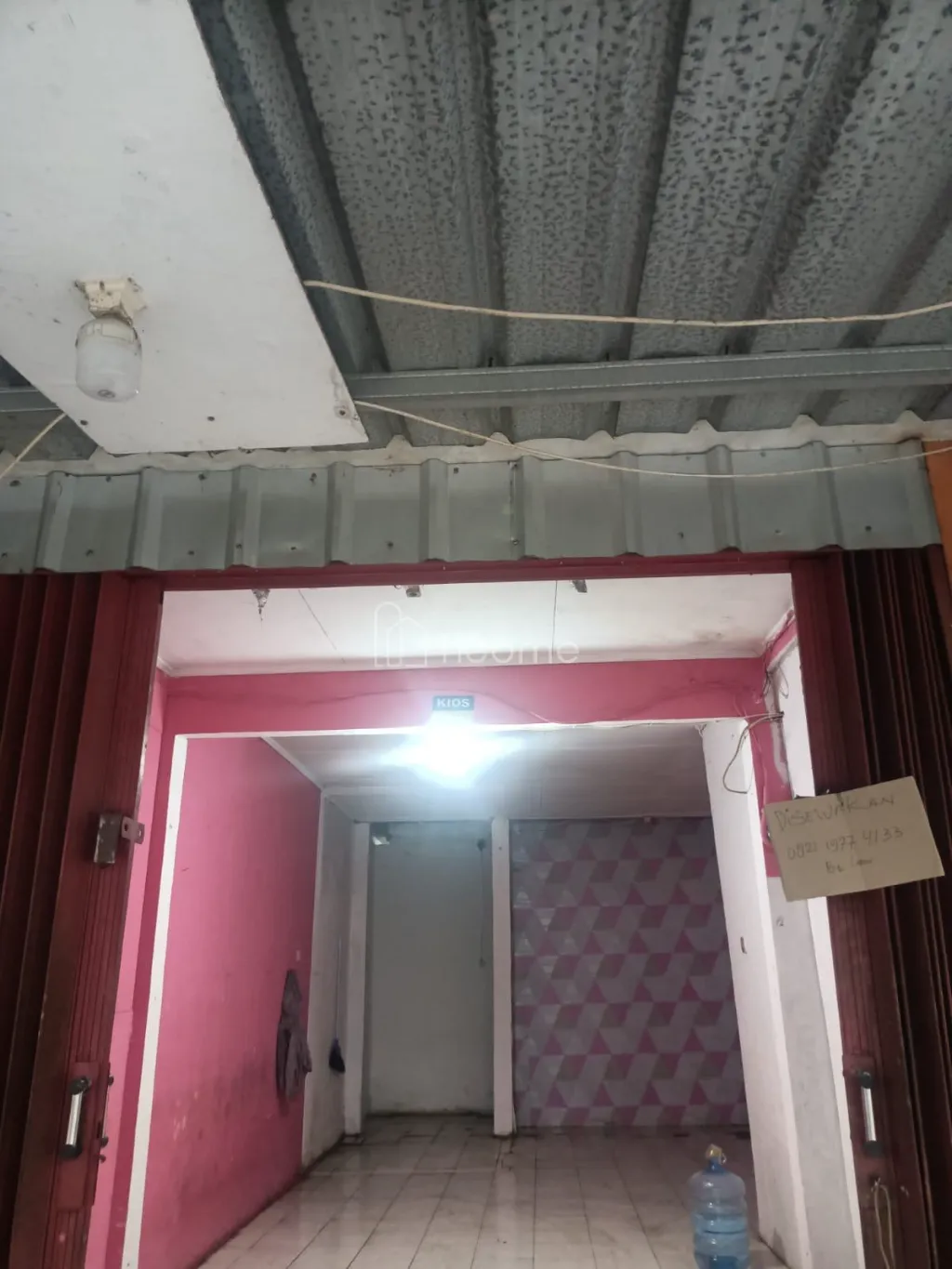 Disewa Ruko Disewakan Ruko pinggir jalan — foto 1 dari 3