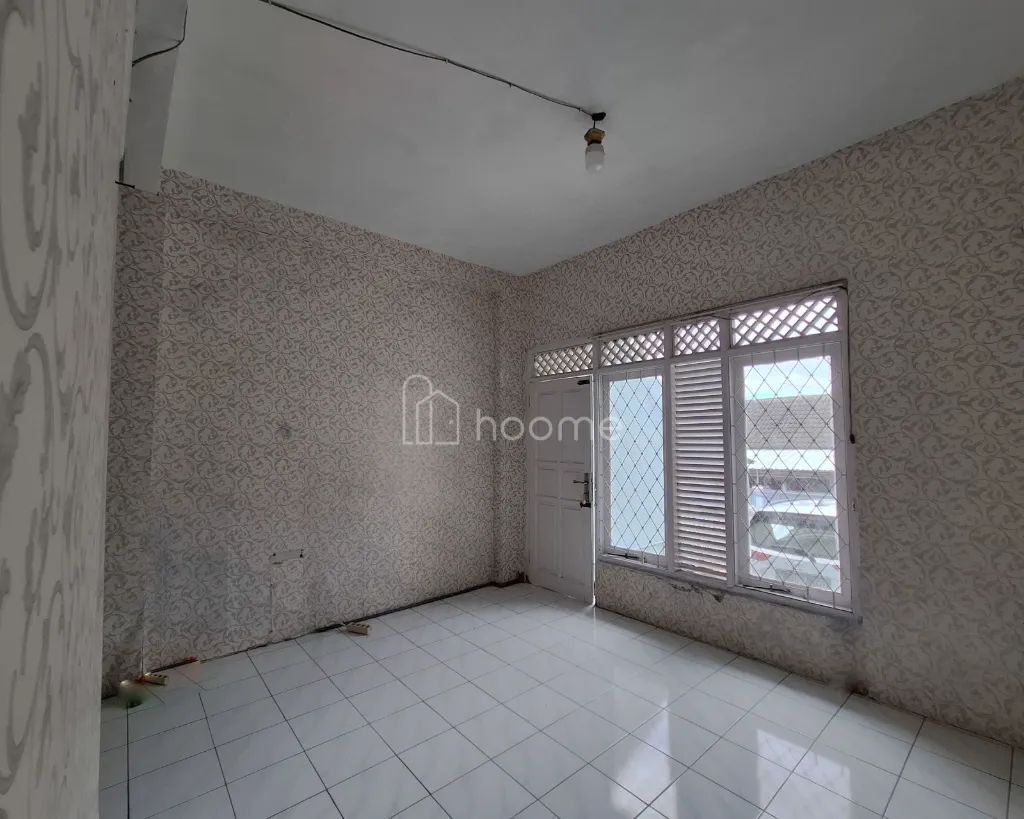 Disewa Rumah Disewakan Rumah Luas 5 Kamar di Cipageran Asri — foto 1 dari 4