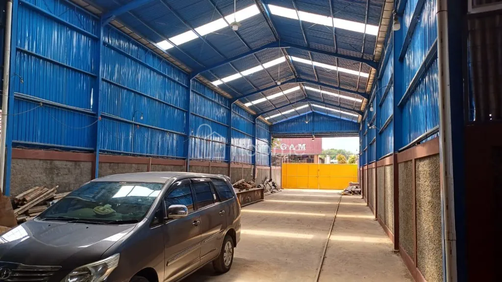 Dijual Gudang Workshop didekat Tol — foto 1 dari 4