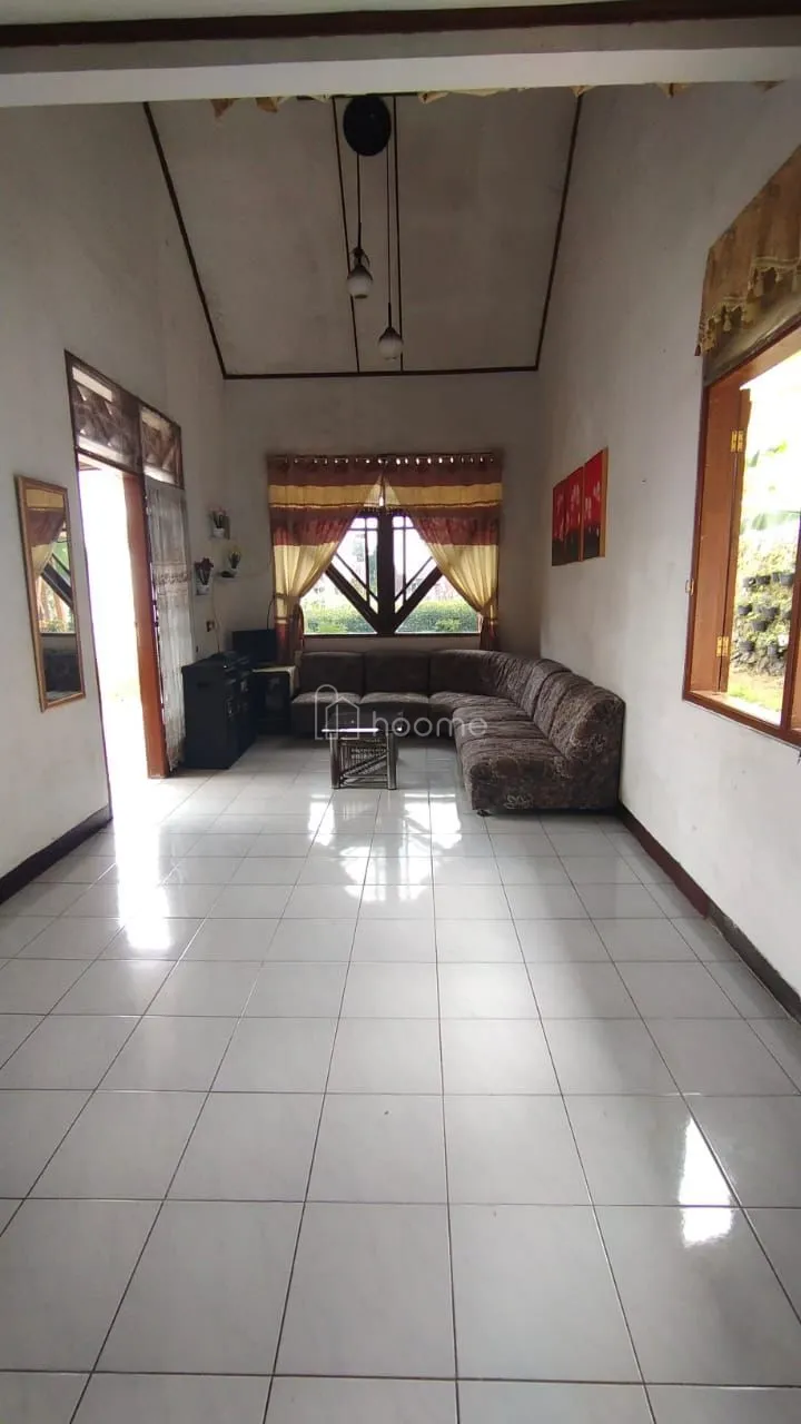 Dijual Rumah villa yang tenang, sejuk, aman & terawat — foto 4 dari 4