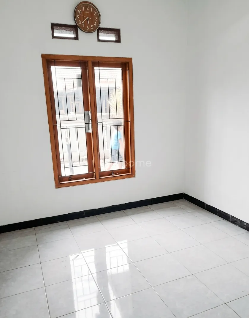 Dijual Rumah POSISI HOOK PERMATA KOPO 3 (BU/BARTER/TT) — foto 3 dari 4